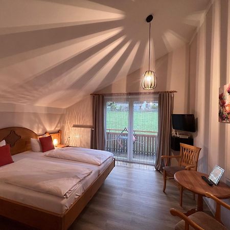 Hotel Fischer Am See Fussen Bagian luar foto