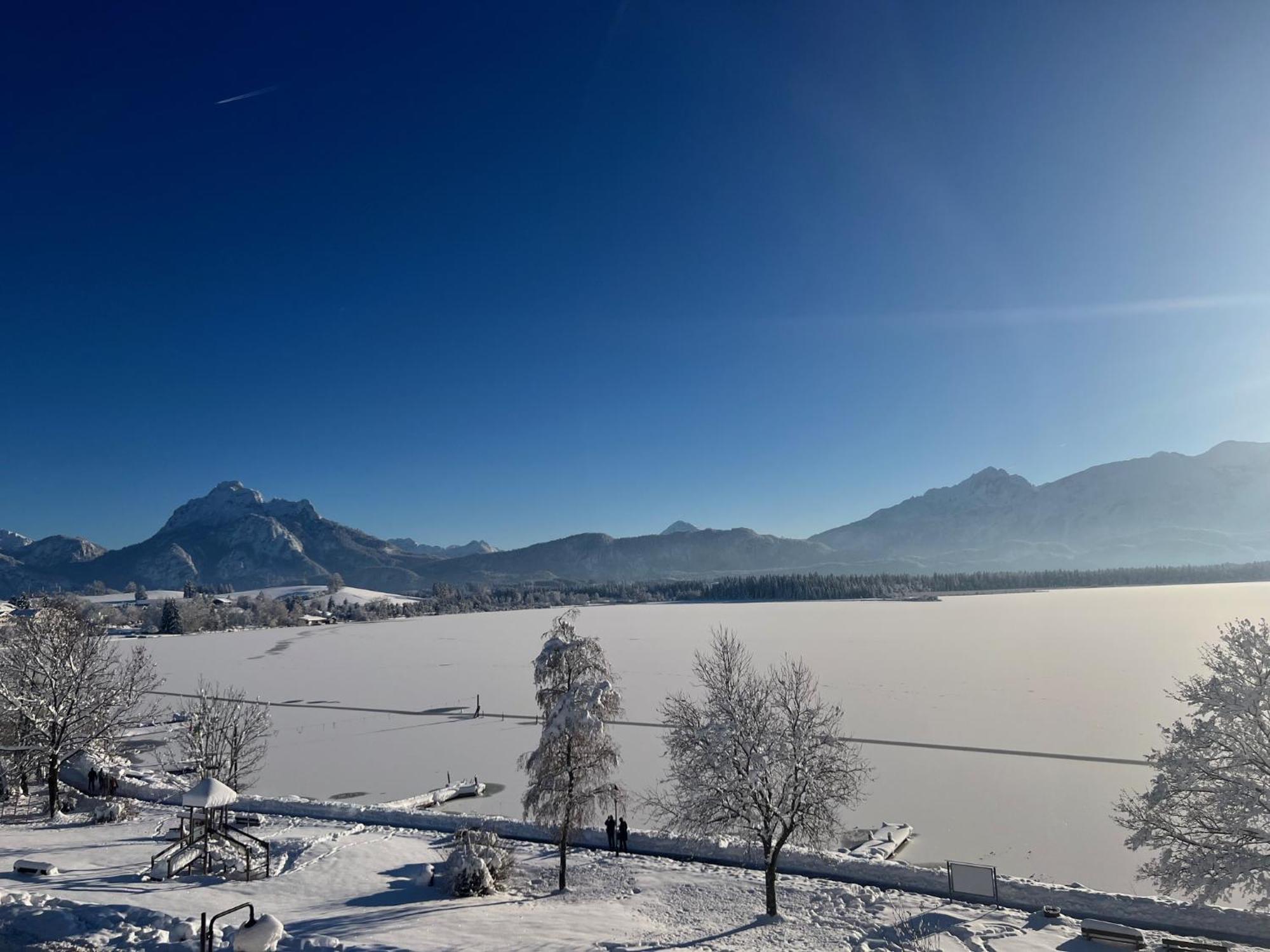 Hotel Fischer Am See Fussen Bagian luar foto