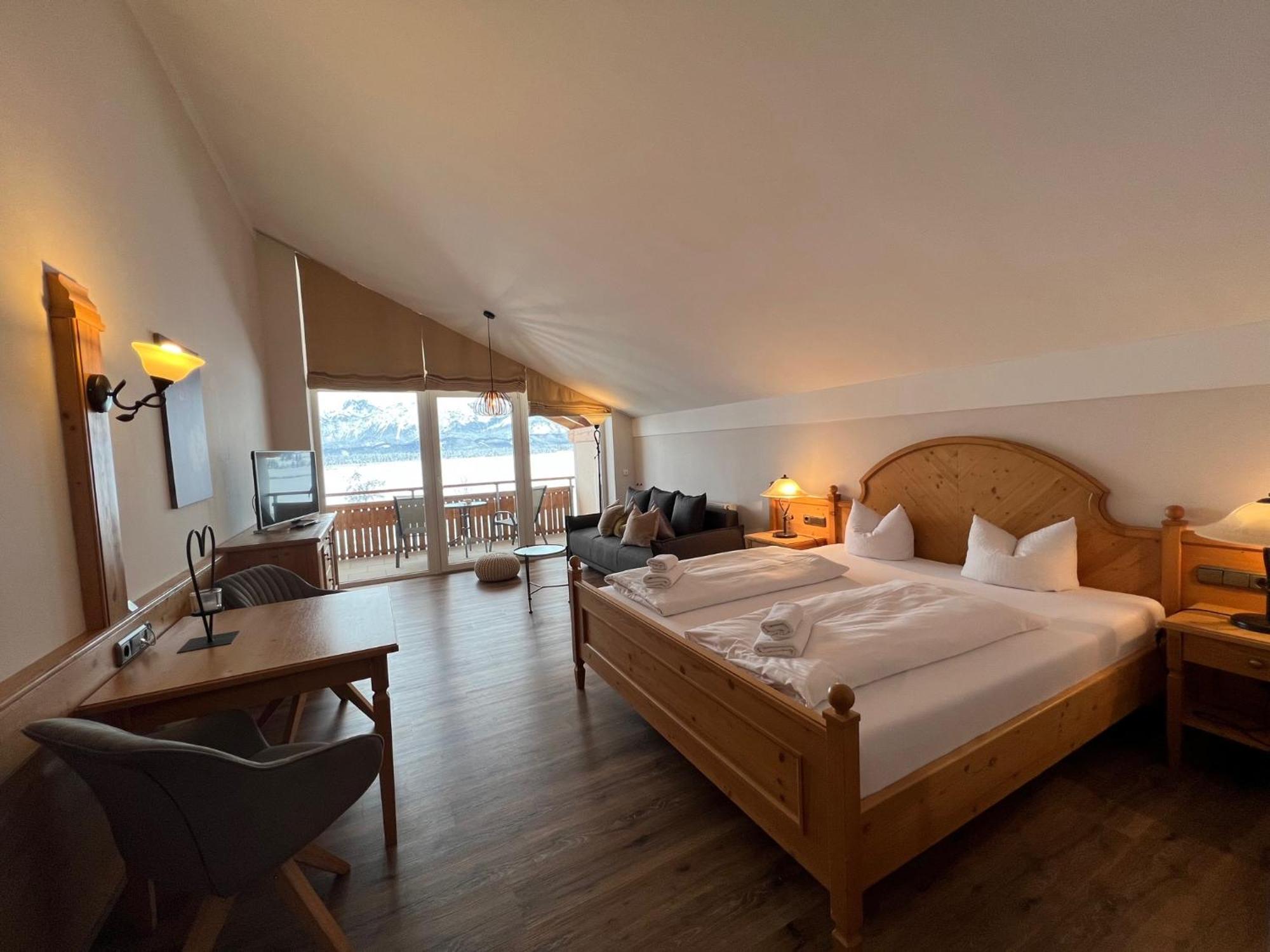 Hotel Fischer Am See Fussen Bagian luar foto
