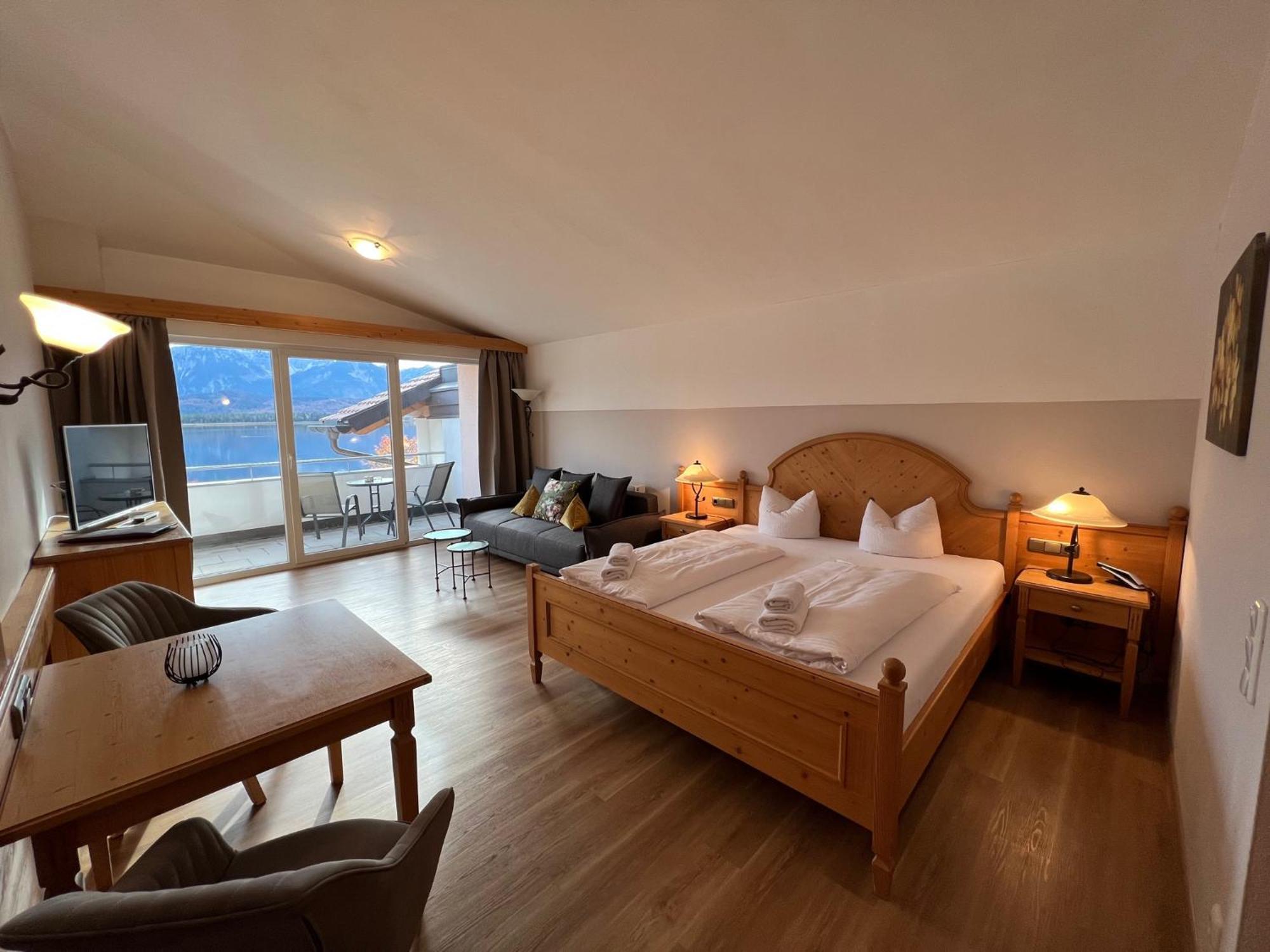 Hotel Fischer Am See Fussen Bagian luar foto