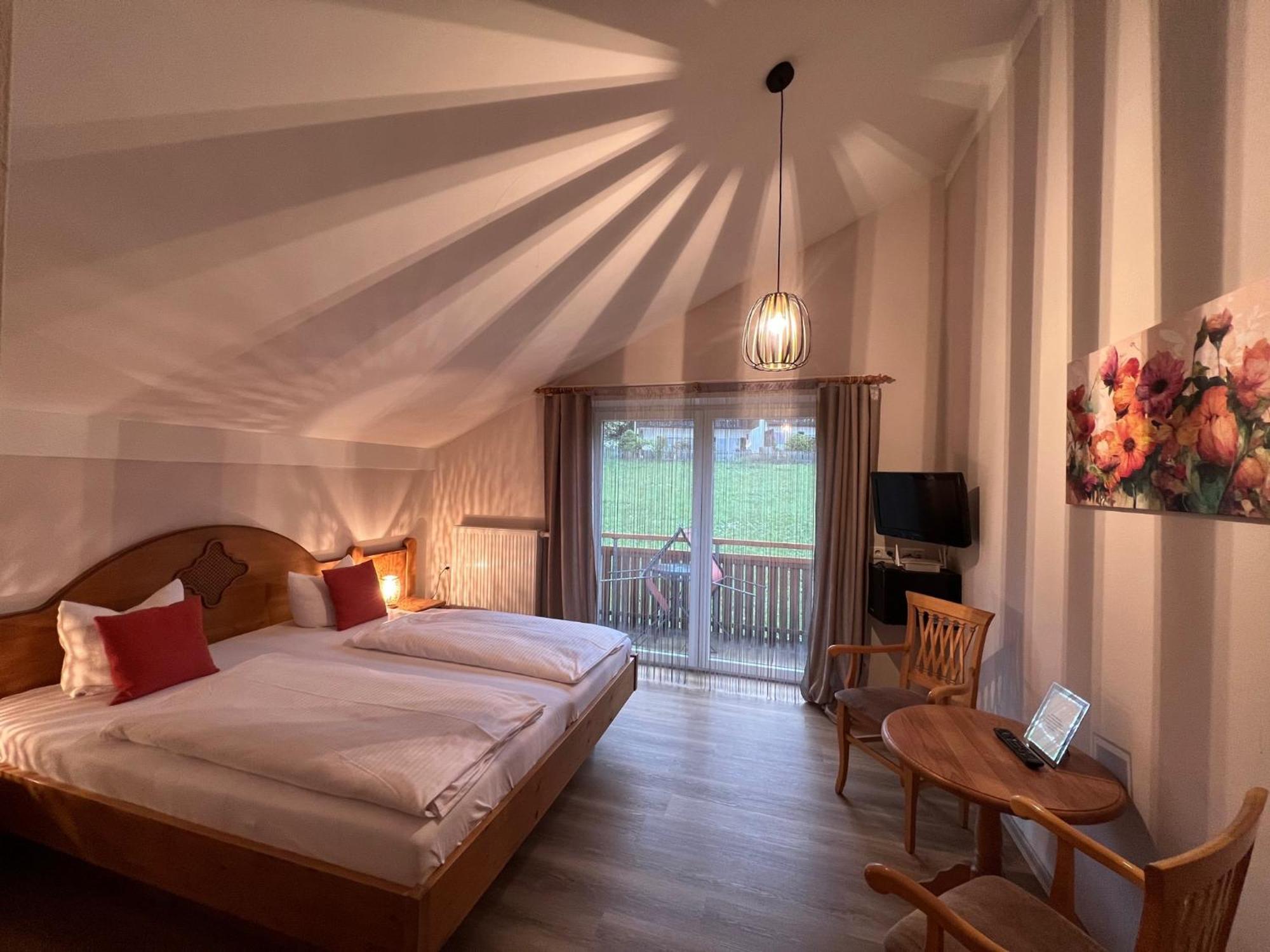 Hotel Fischer Am See Fussen Bagian luar foto